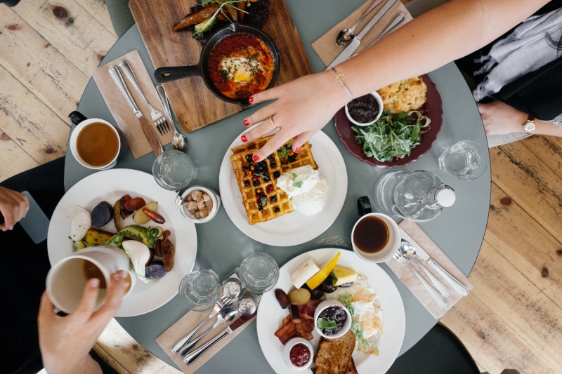 restaurant-GRASSE-min_breakfast-690128